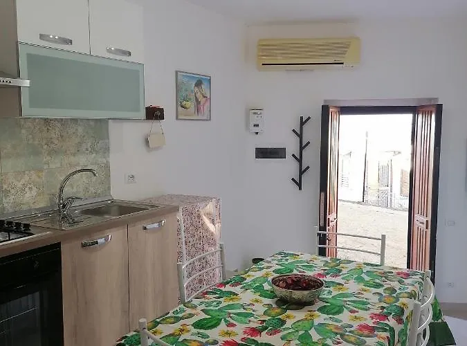 Semesterbostad A Casa Di Ro' *